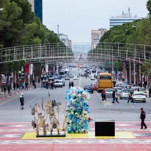 A e keni parë instalacionin tonë në sheshin “Nëna Tereza” në Tiranë?